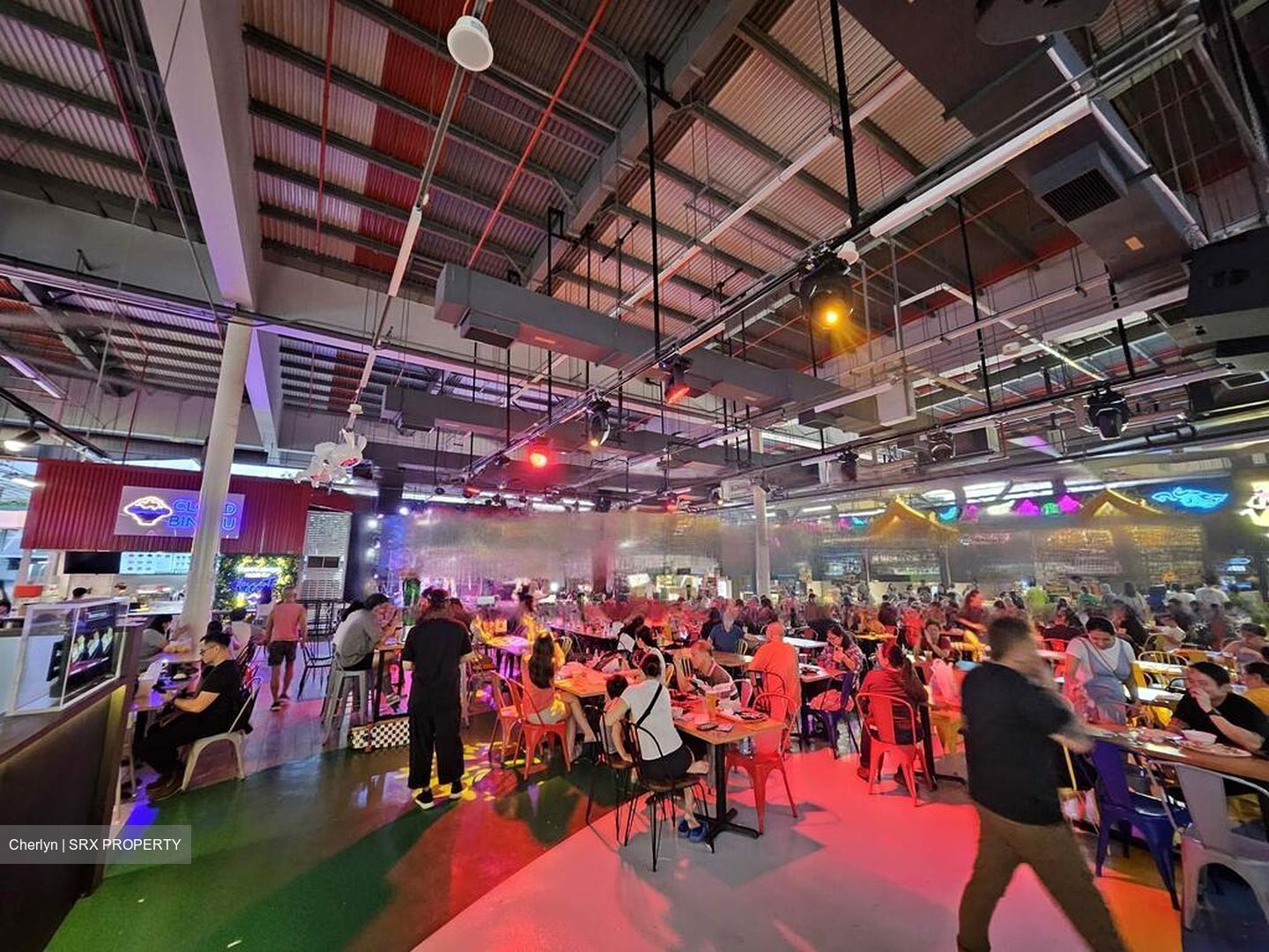 Singapore Expo (D16), Retail #451192121